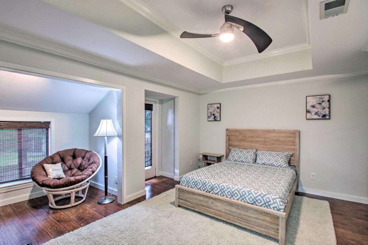 2-Story Pensacola Home With Game Room And Private Yard Exteriör bild