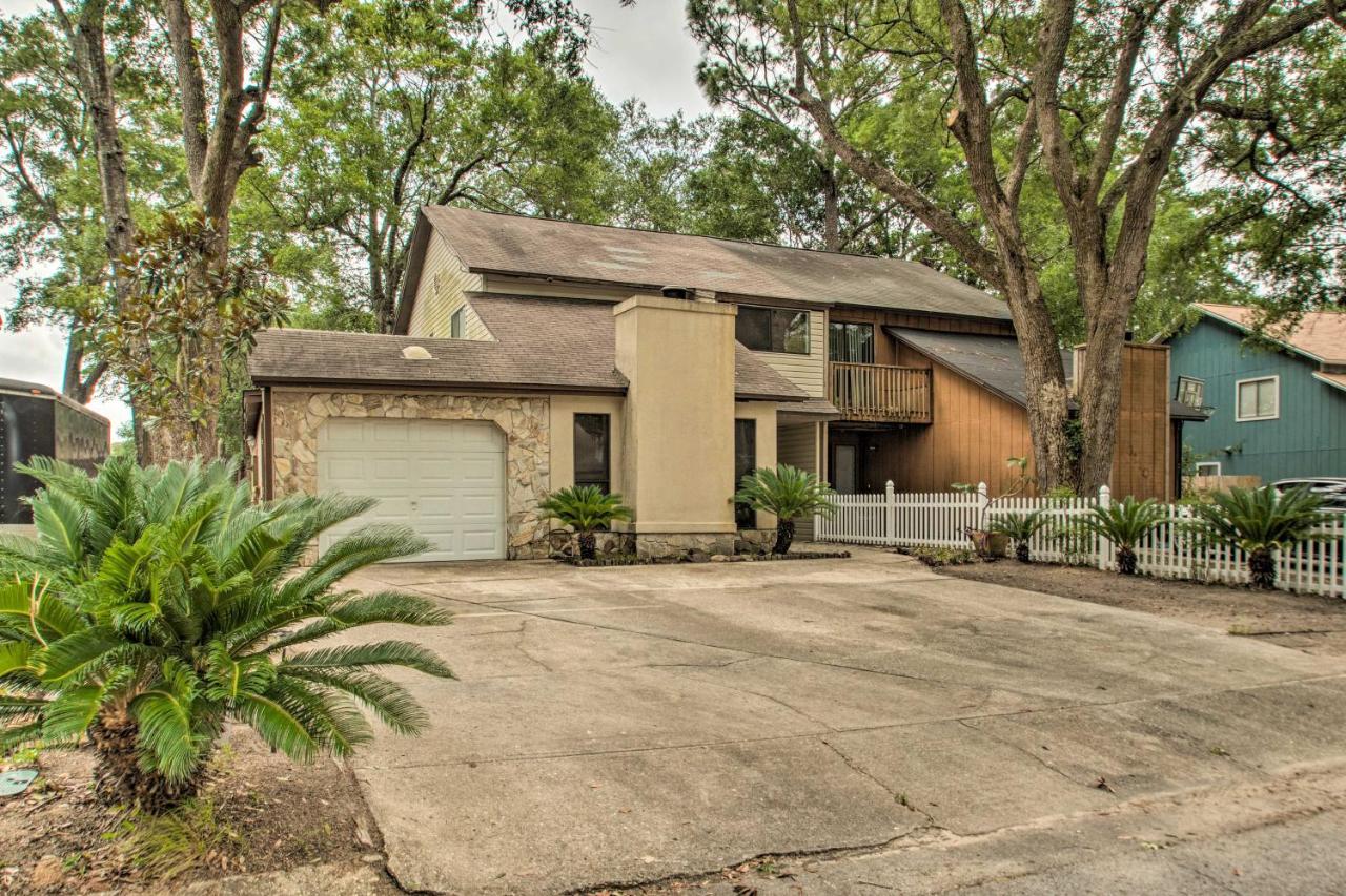 2-Story Pensacola Home With Game Room And Private Yard Exteriör bild